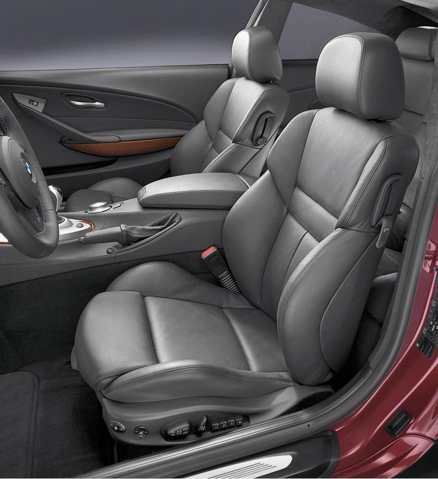 Интерьер BMW M6 Coupe (E63) 2005 года  (WW) (фото 68 из 96)